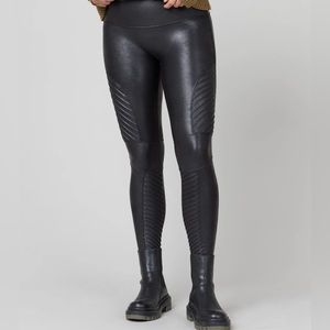 Spanx Faux Leather Moto Leggings. Size Medium.